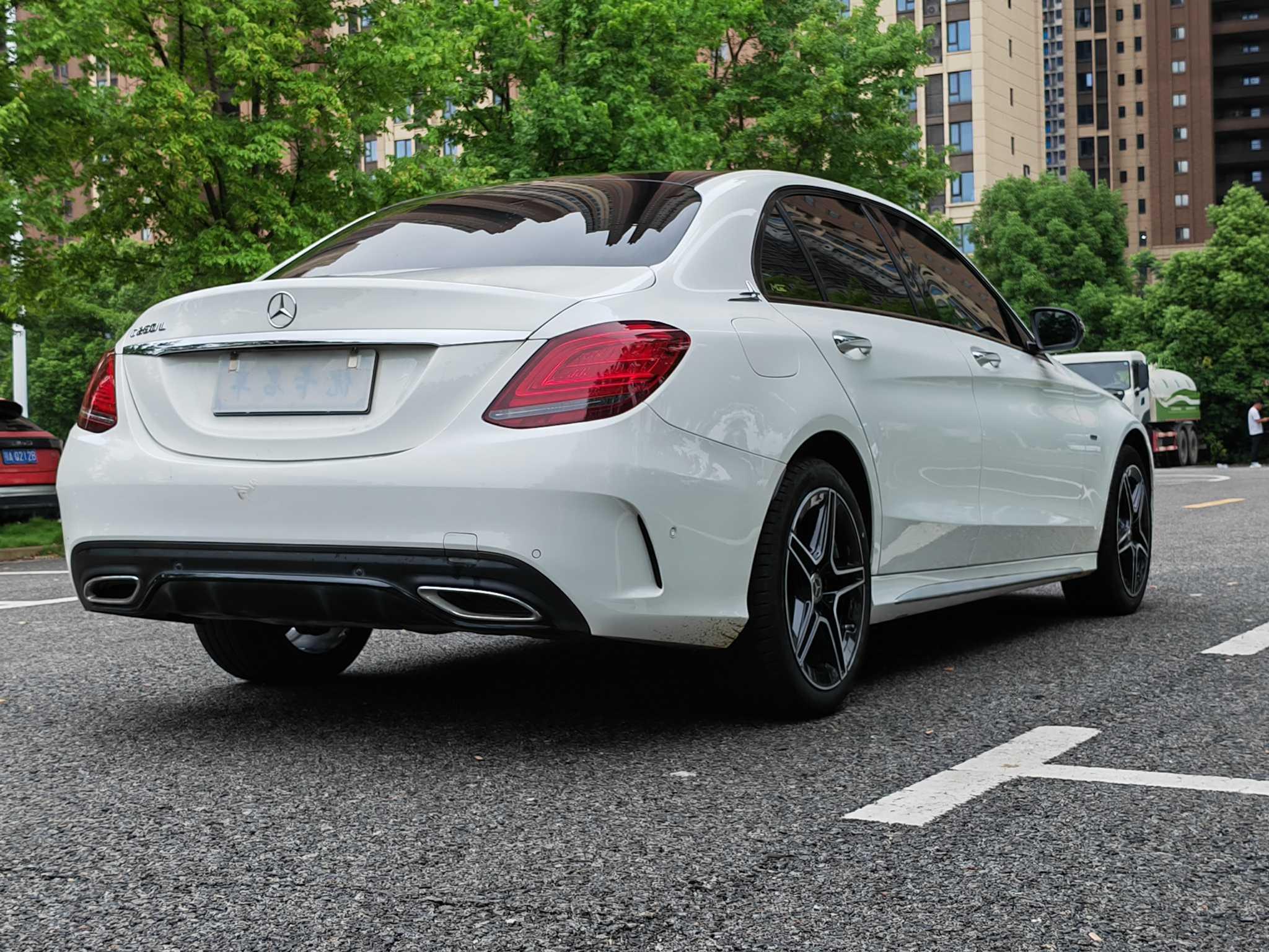 Mercedes-Benz C-Class 2021 C 260 L Sport Starburst Limited Edition – фото 12