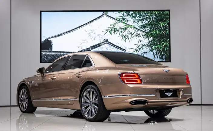Continental Flying Spur 2022 Model 6.0T W12 Standard Edition