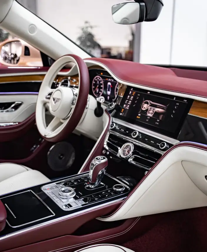 Continental Flying Spur 2022 Model 6.0T W12 Standard Edition – фото 6