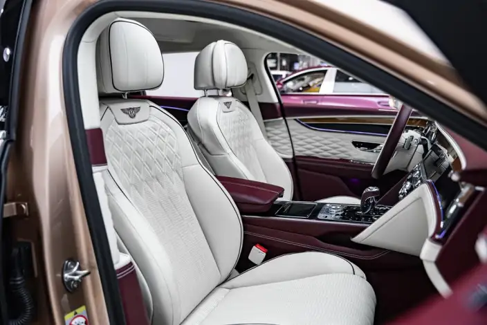 Continental Flying Spur 2022 Model 6.0T W12 Standard Edition – фото 8