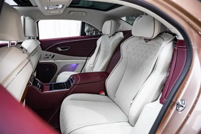 Continental Flying Spur 2022 Model 6.0T W12 Standard Edition – фото 9