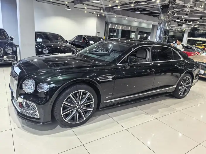 Bentley Flying Spur 2022 Model Hybrid