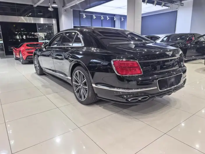 Bentley Flying Spur 2022 Model Hybrid