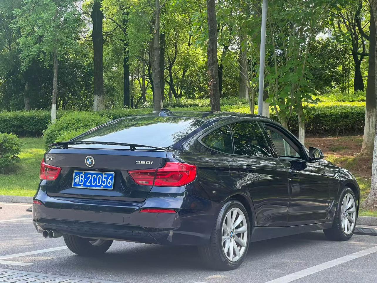 BMW 3 Series GT 2019 320i Style – фото 9