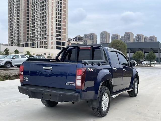 Lingtuo Модель 2020 года 2.5T 4WD Manual Pilot Edition Country VI JE4D25Q6A