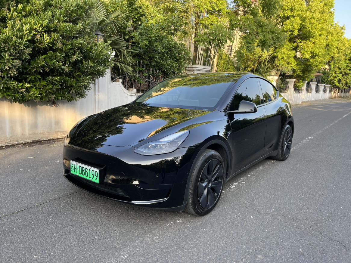 Tesla Model Y 2023 RWD