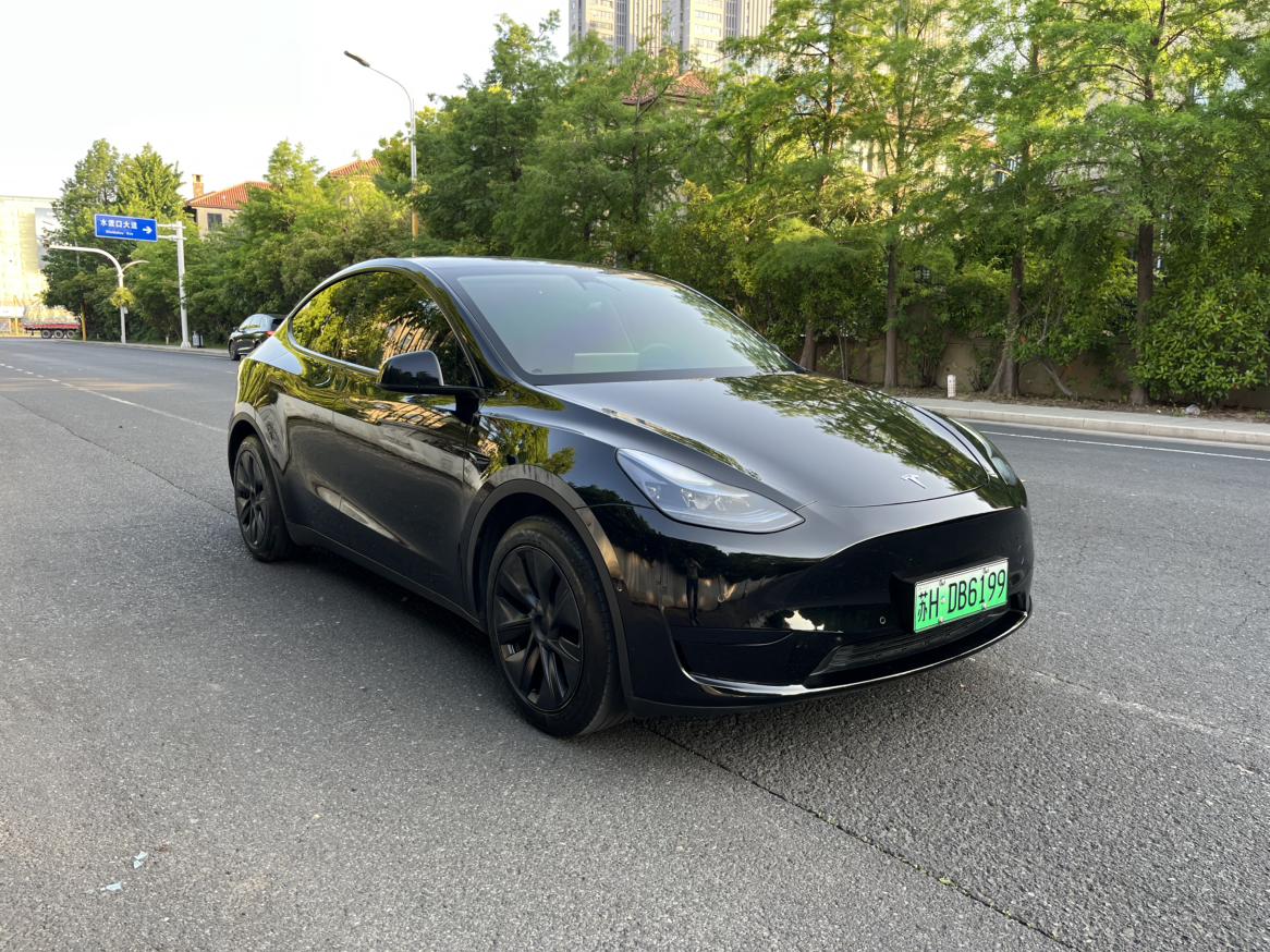 Tesla Model Y 2023 RWD
