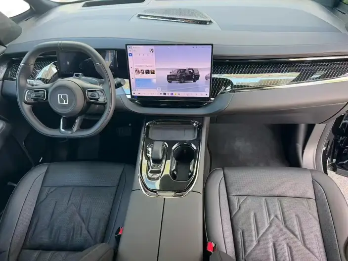 ZEEKR 009 2024 Model VI seat Executive Edition 4WD 108kWh – фото 8