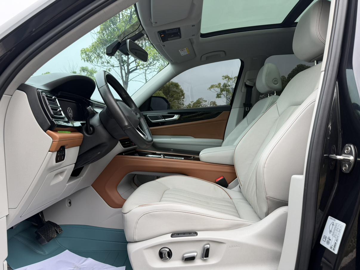 Volkswagen Teramont 2021 330TSI 2WD Premium Luxury Edition – фото 4