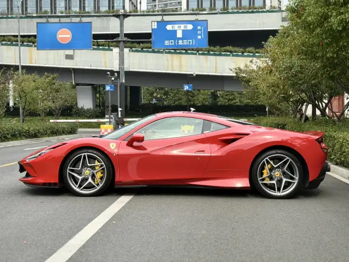 Ferrari F8 2019 Model Tributo 3.9T V8 – фото 4