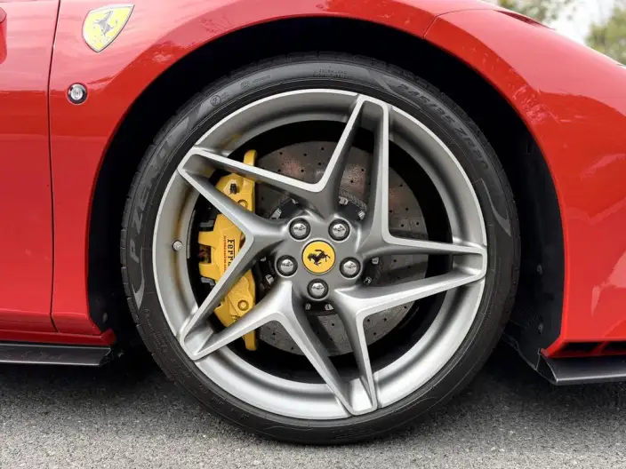 Ferrari F8 2019 Model Tributo 3.9T V8 – фото 9