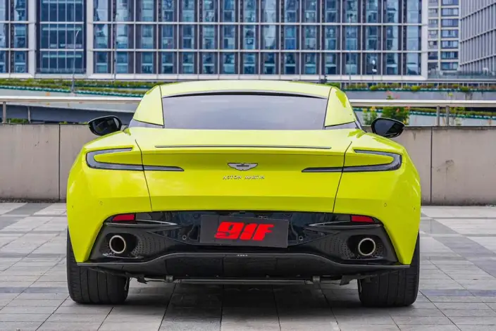 Aston Martin DB11 2019 Model 4.0T V8 Coupe – фото 6
