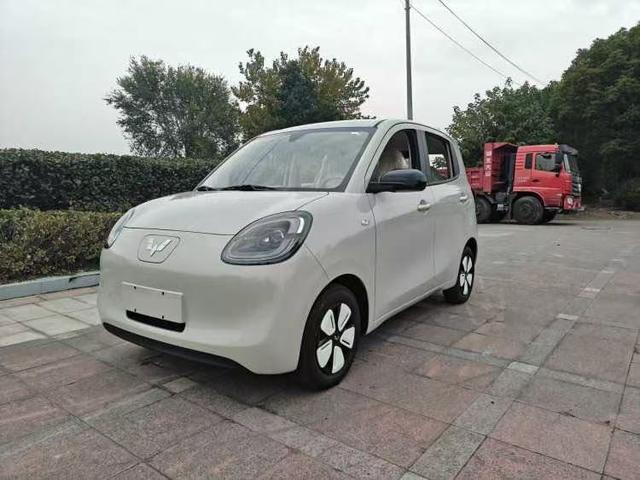 Wuling Hongguang MINIEV 2025 205km LFP Four-Door Advanced – фото 1