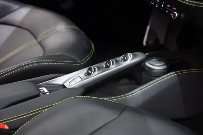 Ferrari F8 2019 Model Tributo 3.9T V8 – фото 10