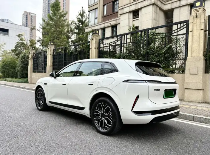 Avatr 07 L 2027 Model Max+ EV Edition – фото 5