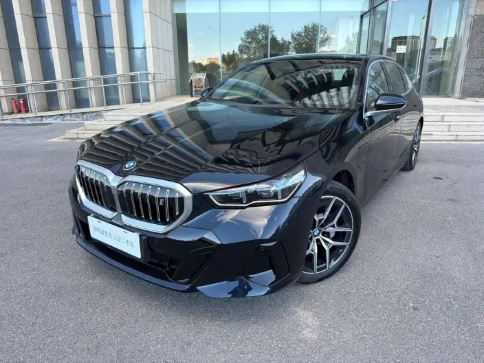 BMW i5 2026 Model eDrive40L M Sports Set – фото 1