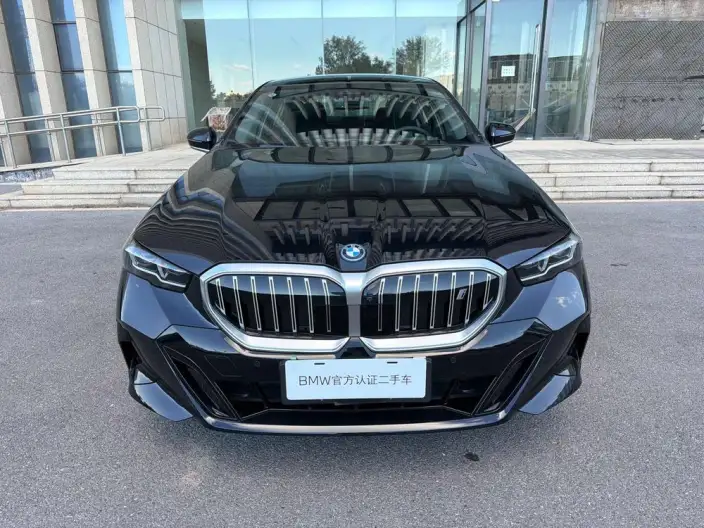 BMW i5 2026 Model eDrive40L M Sports Set – фото 2