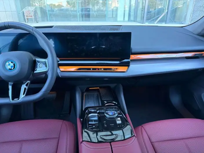 BMW i5 2026 Model eDrive40L M Sports Set – фото 9