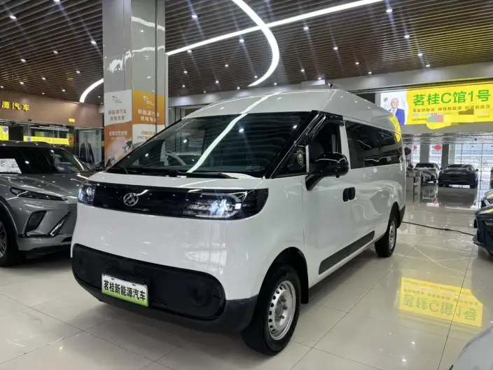 Maxus Dana V1 L 2025 Model 330km Long axis High top Gran Edition 90kW