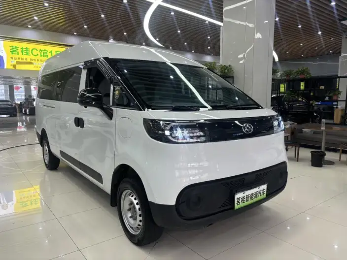 Maxus Dana V1 L 2025 Model 330km Long axis High top Gran Edition 90kW