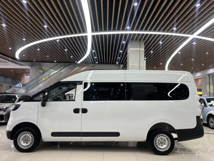 Maxus Dana V1 L 2025 Model 330km Long axis High top Gran Edition 90kW