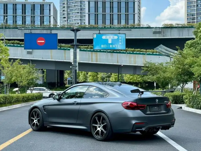 BMW M4 2016 Model M4 GTS – фото 4