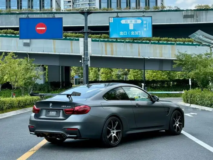 BMW M4 2016 Model M4 GTS – фото 6