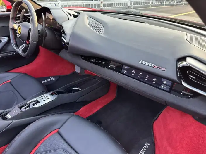 Ferrari 296 2022 Model 3.0T V6 GTS – фото 6