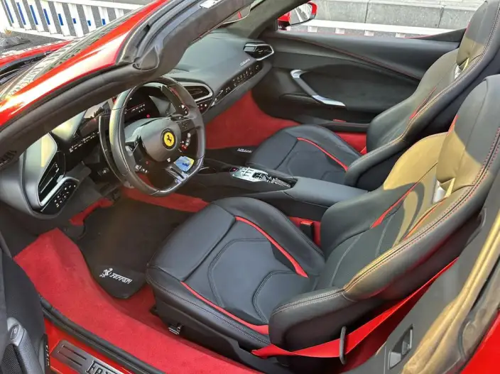 Ferrari 296 2022 Model 3.0T V6 GTS – фото 9