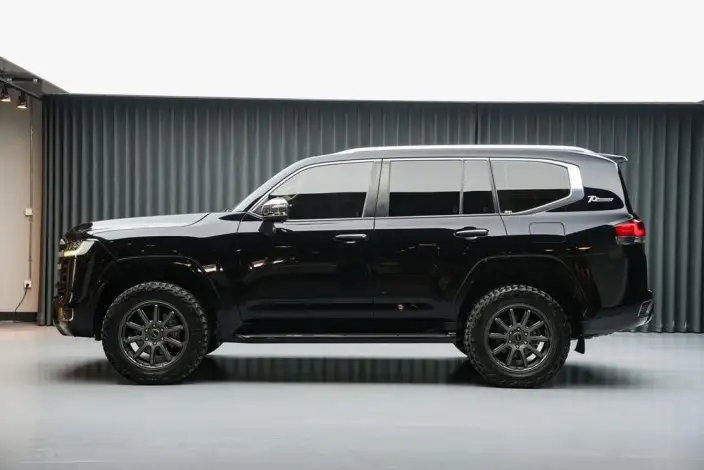 Land Cruiser （import 2022 Model 4.0L Automatic 4WD 7 seat Parallel Imported – фото 4