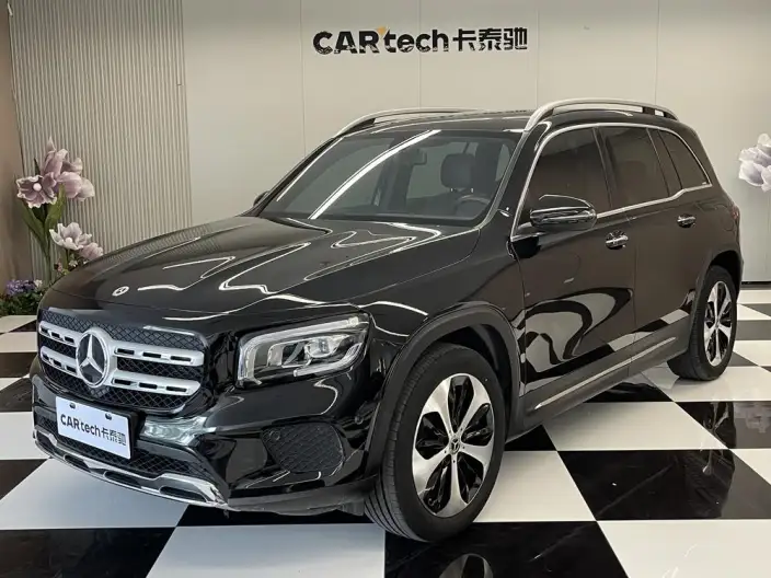 Mercedes-Benz GLB 2023 Model GLB 220 Fashion Model – фото 1