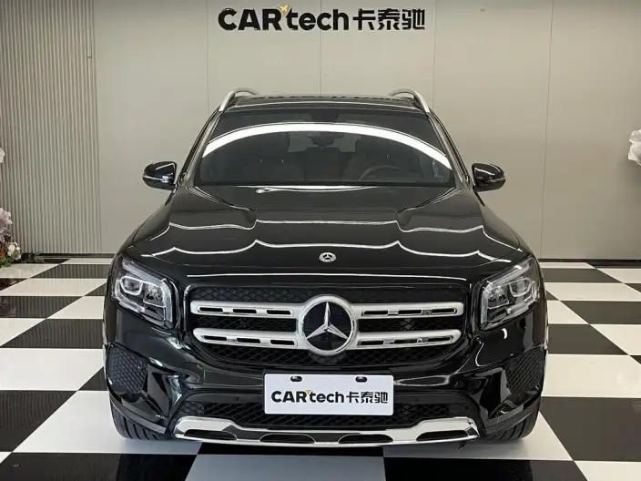 Mercedes-Benz GLB 2023 Model GLB 220 Fashion Model – фото 2