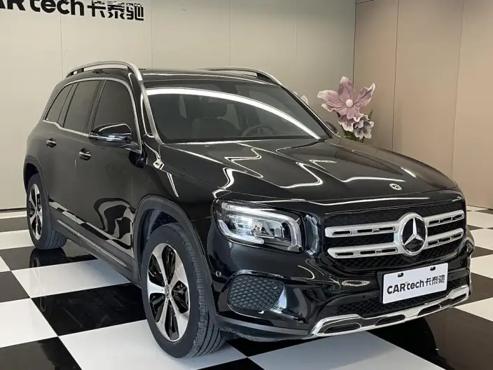 Mercedes-Benz GLB 2023 Model GLB 220 Fashion Model – фото 3
