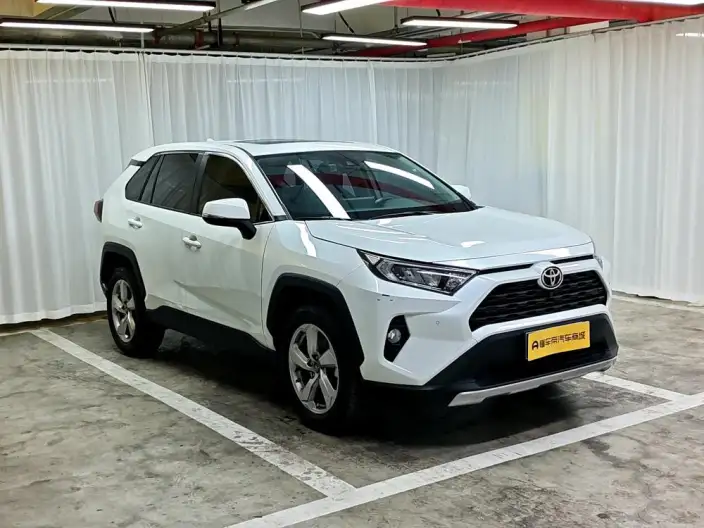 Toyota RAV4 2022 Model 2.0L CVT 2WD Fashion PLUS Edition – фото 3
