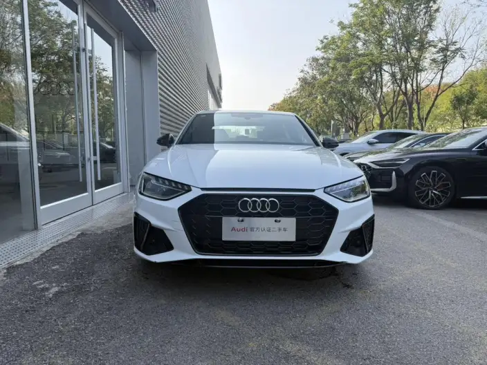 Audi A4 L 2024 Model 40 TFSI Luxury Dynamic Model – фото 2