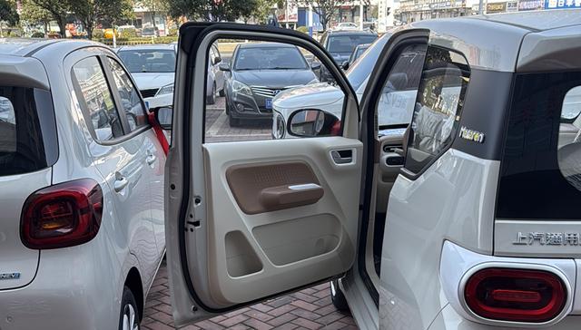 Wuling Hongguang MINIEV 2024 215km Youth LFP – фото 6
