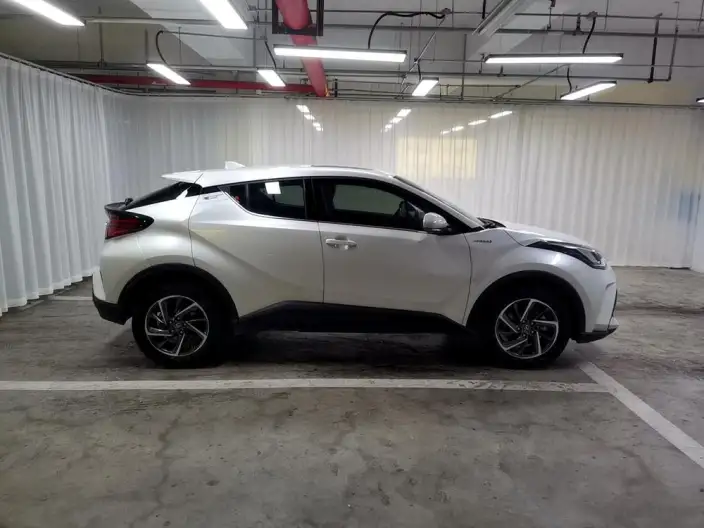 Toyota C-HR 2021 Model Hybrid 2.0L E-CVT Premium Edition – фото 8