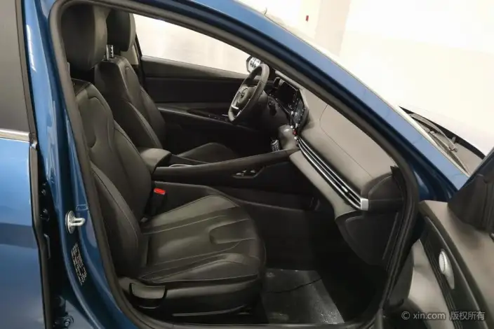 Hyundai Ioniq 2022 Model 1.5L CVT GLX Elite Edition – фото 8