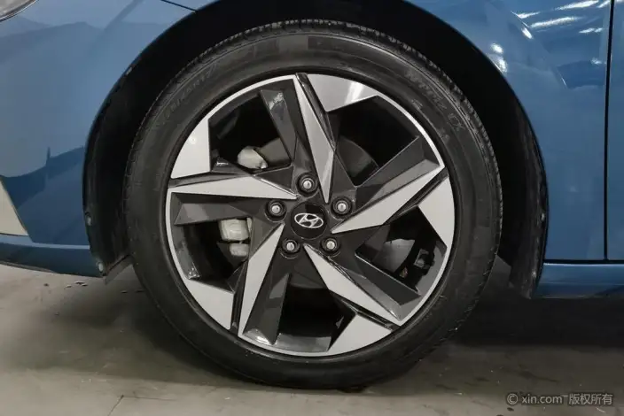 Hyundai Ioniq 2022 Model 1.5L CVT GLX Elite Edition – фото 10