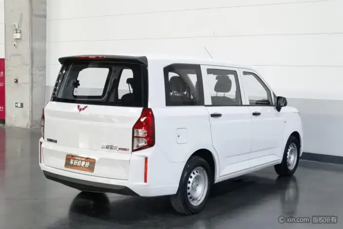 WULING Hongguang Plus 2019 Model 1.5T Manual Standard Model 5 seat – фото 4