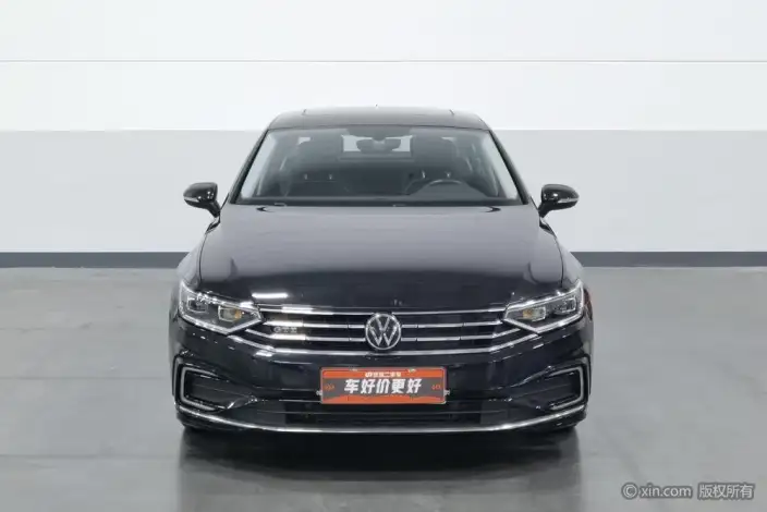Volkswagen Magotan PHEV 2022 Model Luxury Model – фото 2