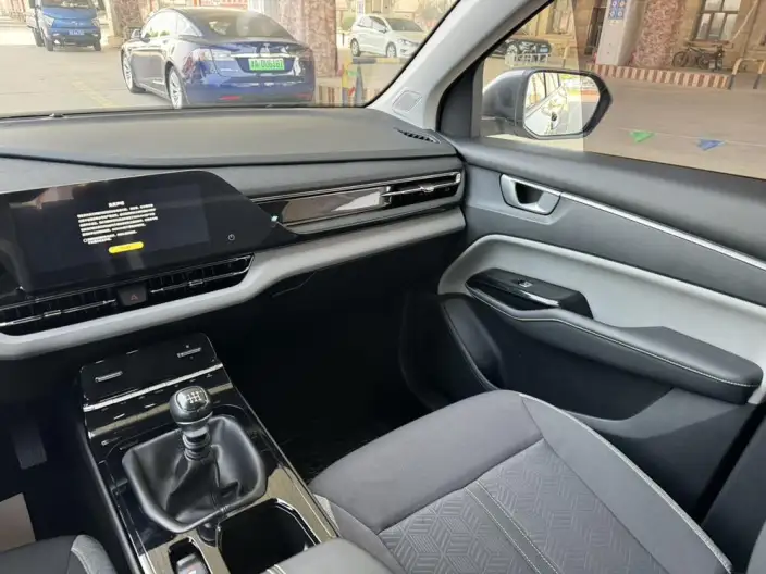 Wuling Victory 2022 Model 1.5T Manual Elite Model – фото 8