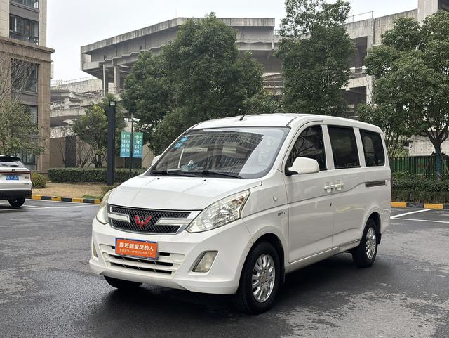 Wuling Rongguang V Модель 2018 года 1.5L Standard type – фото 1