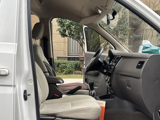 Wuling Rongguang V Модель 2018 года 1.5L Standard type – фото 8