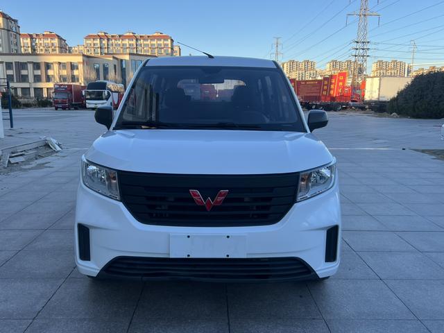 WULING Hongguang Plus 2020 1.5L Manual Standard 5-Seater – фото 2
