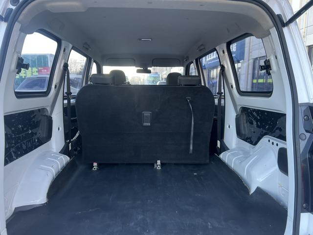 WULING Hongguang Plus 2020 1.5L Manual Standard 5-Seater – фото 6