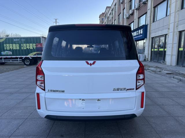 WULING Hongguang Plus 2020 1.5L Manual Standard 5-Seater – фото 9