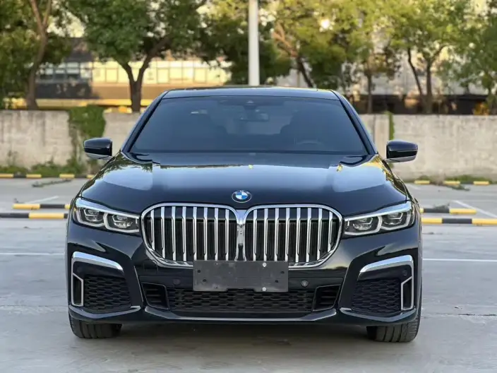 BMW 7 Series 2019 Model Facelift 730Li M Sports Set – фото 2