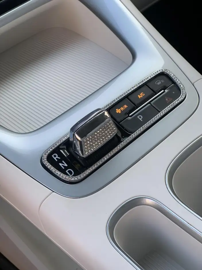 Geely Galaxy StarWish 2025 Model 310km Youth Edition – фото 8