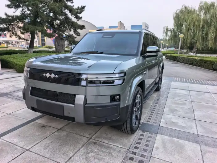 Titan 7 PHEV 2025 Model 200KM 2WD Max Edition